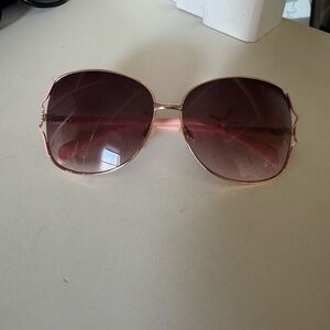 Elegant Pink Sunglasses